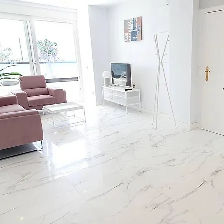 Skol 645. Exclusive Three Bedrooms With Sea Views Apartment Marbella