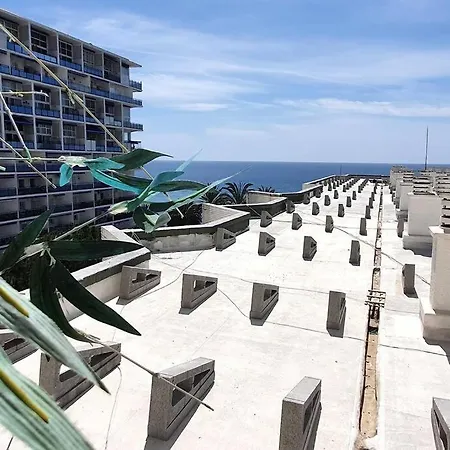 Skol 645. Exclusive Three Bedrooms With Sea Views Apartment