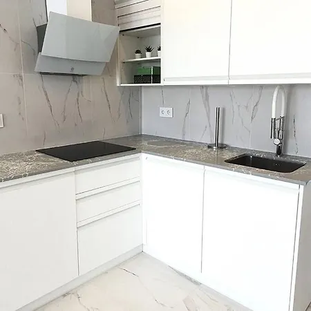 Apartment Skol 645. Exclusive Three Bedrooms With Sea Views *