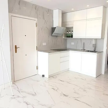 Apartment Skol 645. Exclusive Three Bedrooms With Sea Views *