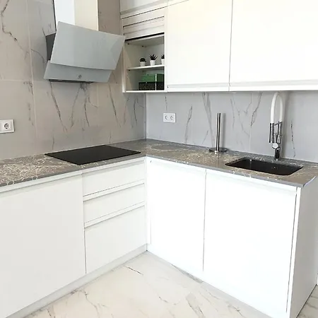 Lägenhet Skol 645. Exclusive Three Bedrooms With Sea Views *