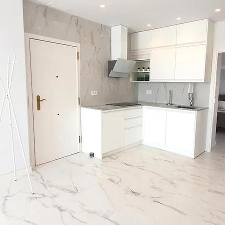 Lejlighed Skol 645. Exclusive Three Bedrooms With Sea Views