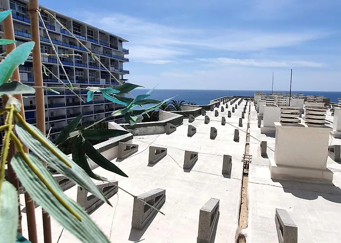 Skol 645. Exclusive Three Bedrooms With Sea Views アパート