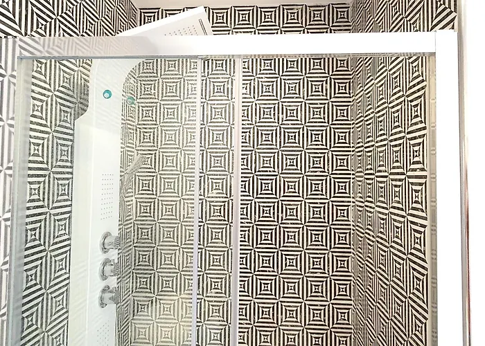 Apartment Skol 645. Exclusive Three Bedrooms With Sea Views *