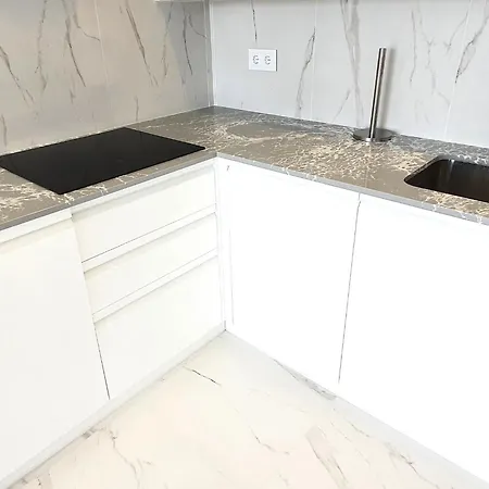 Skol 645. Exclusive Three Bedrooms With Sea Views *