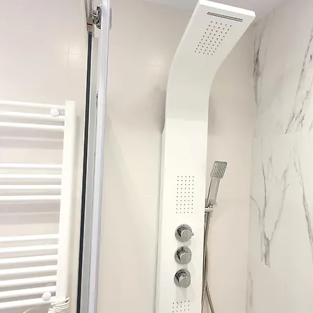 Apartment Skol 645. Exclusive Three Bedrooms With Sea Views *